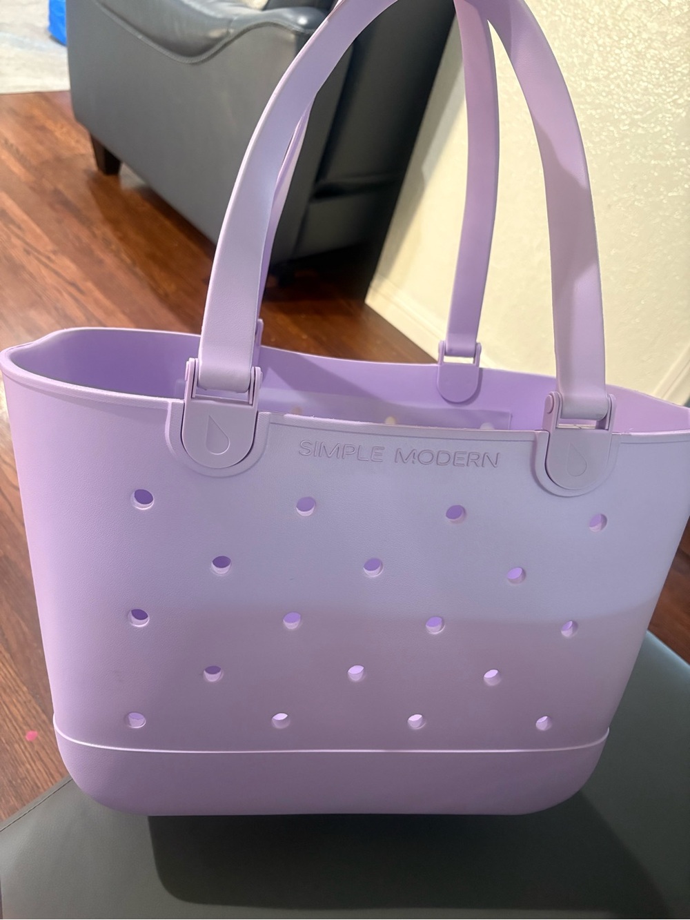 Simple Modern Lavender Perforated Tote Bag for Women